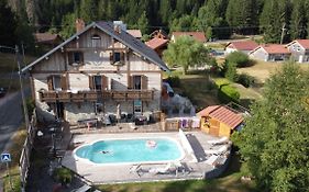 Maison La Deviniere - Sauna Et Spa Compris Accessibles Toute L'Annee